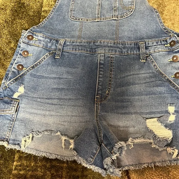 Overall Shorts Denim - Picture 7 of 11